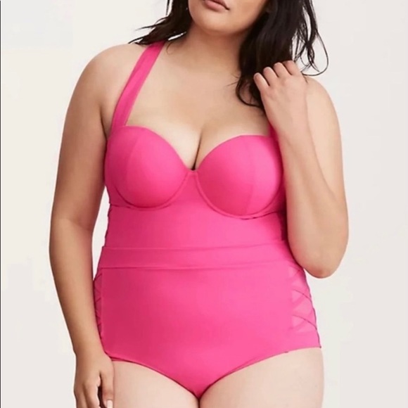 Like new Torrid hot pink 1x bathing suit - Picture 2 of 6